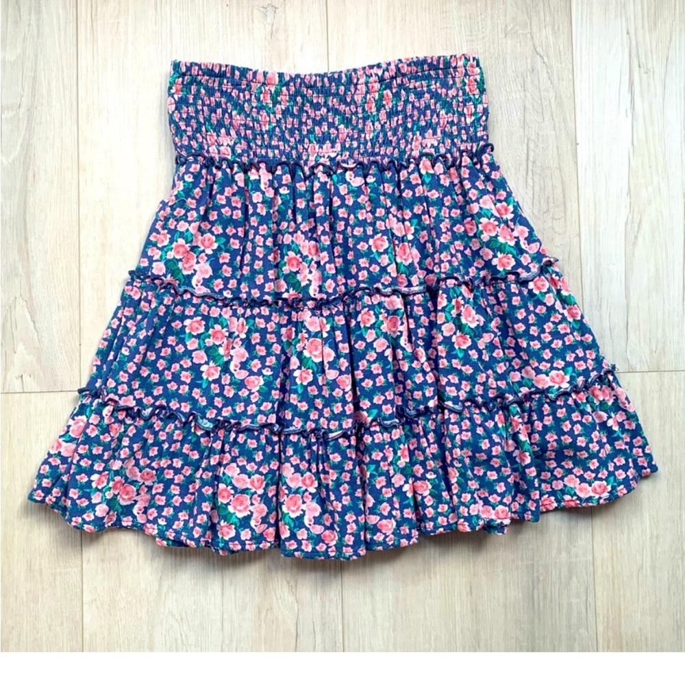 American Eagle Floral Smocked Tiered Mini Skirt